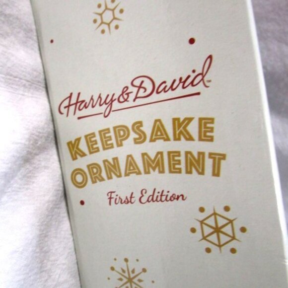 Harry & David Red Pear Shaped 1st Edition Keepsake Christmas Ornament - Picture 3 of 3